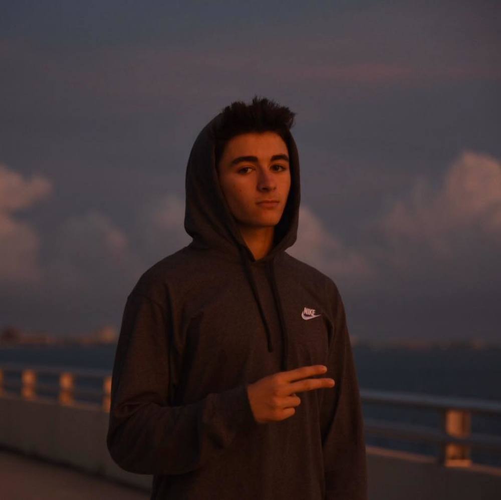 Meet your Posher, Corey